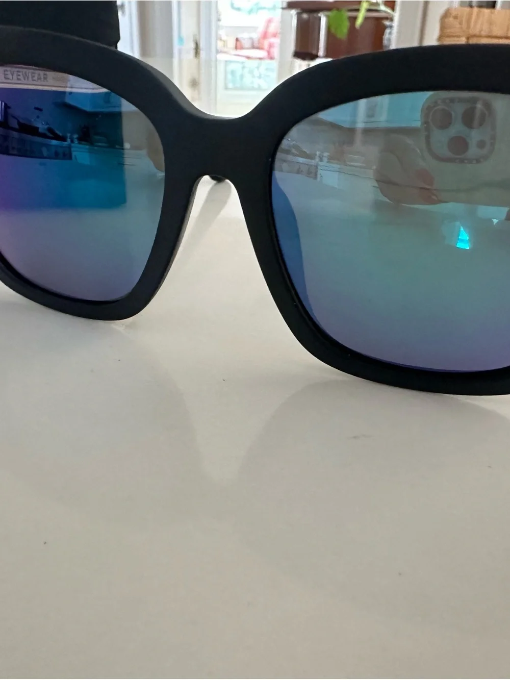 Diff Bella polarized black Sunglasses with Blue Mirrored Lenses